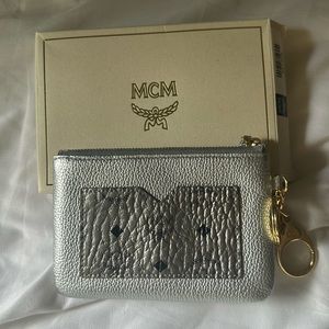 MCM Metallic Silver Visetos Leather Coin/Card Pouch with keychain attached. NWT